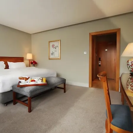 Ballymascanlon And Golf