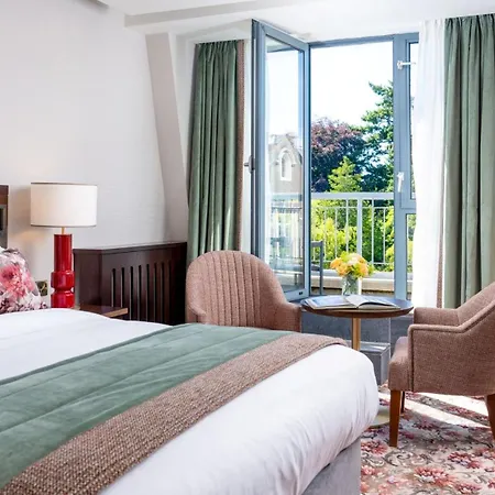 Ballymascanlon And Golf