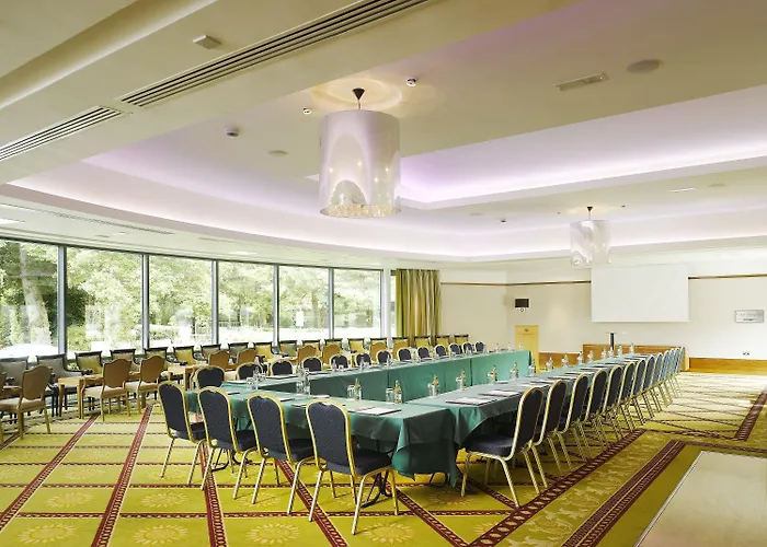 Ballymascanlon And Golf Otel